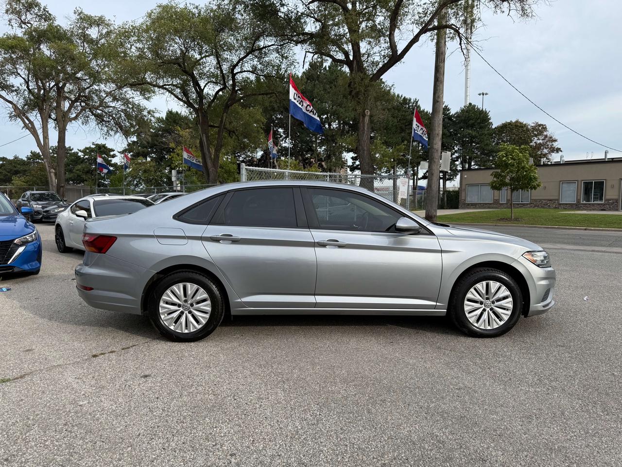 2019 Volkswagen Jetta Comfortline l FWD l 1.4L l 4 Cylinder l Auto l Eco Photo