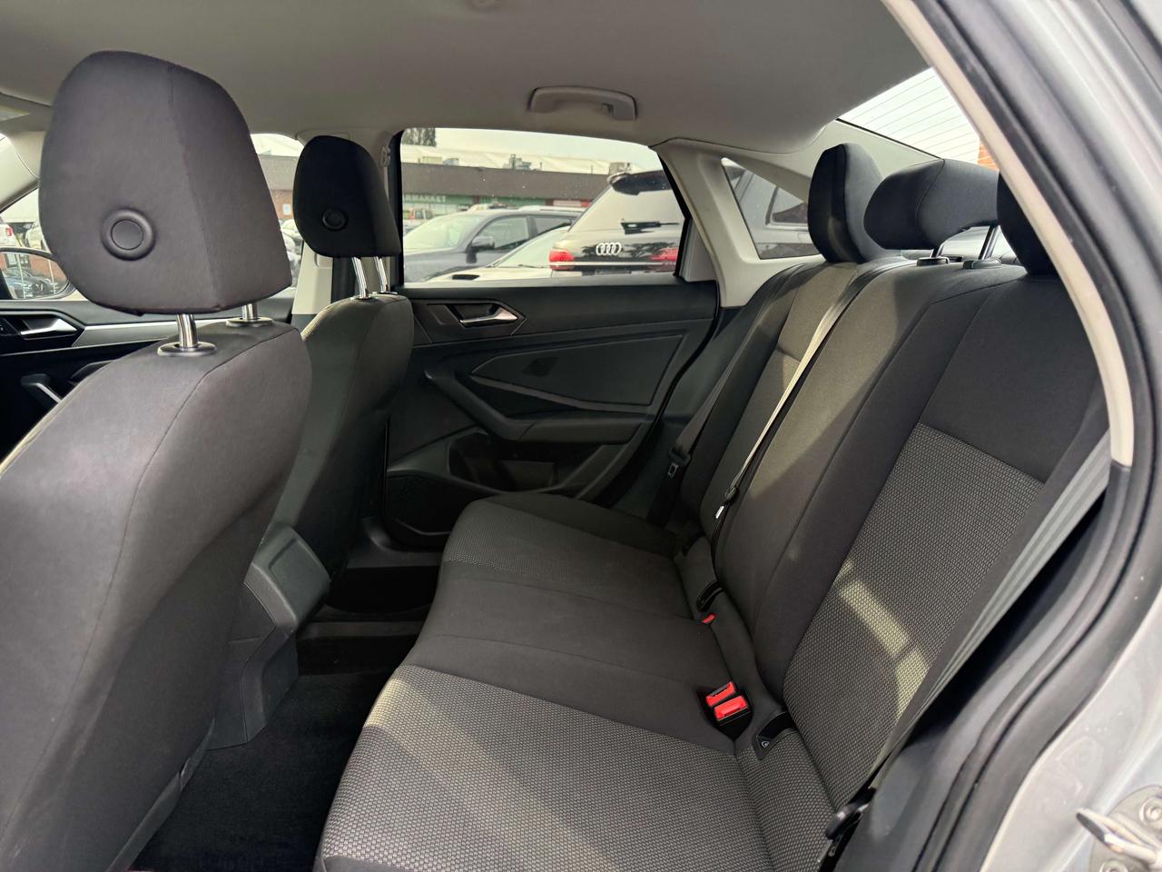 2019 Volkswagen Jetta Comfortline l FWD l 1.4L l 4 Cylinder l Auto l Eco Photo