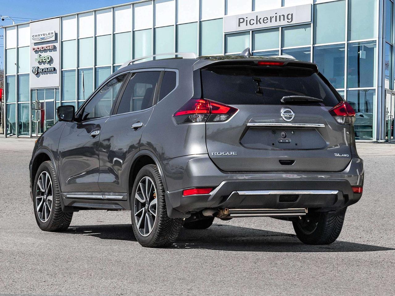 2017 Nissan Rogue SL AWD PLATINUM  ROOF  LEATHER  NAVI Photo