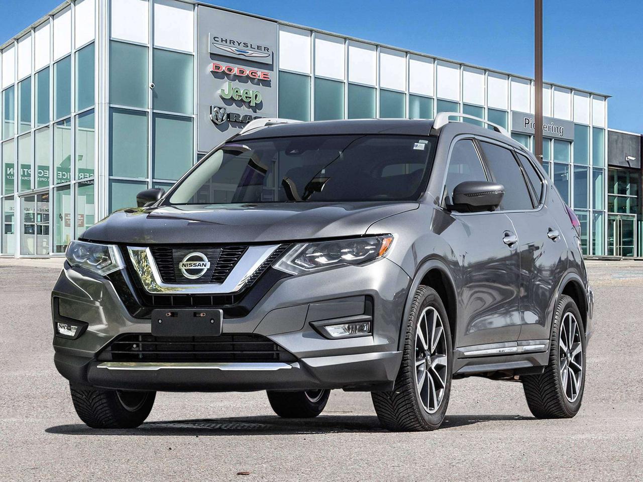 2017 Nissan Rogue SL AWD PLATINUM  ROOF  LEATHER  NAVI Photo