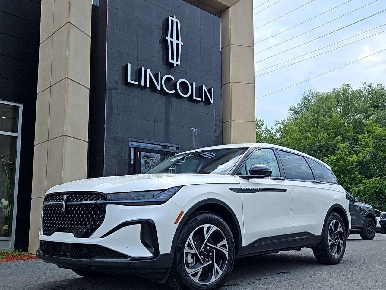 2026 Lincoln Nautilus Premiere AWD Photo
