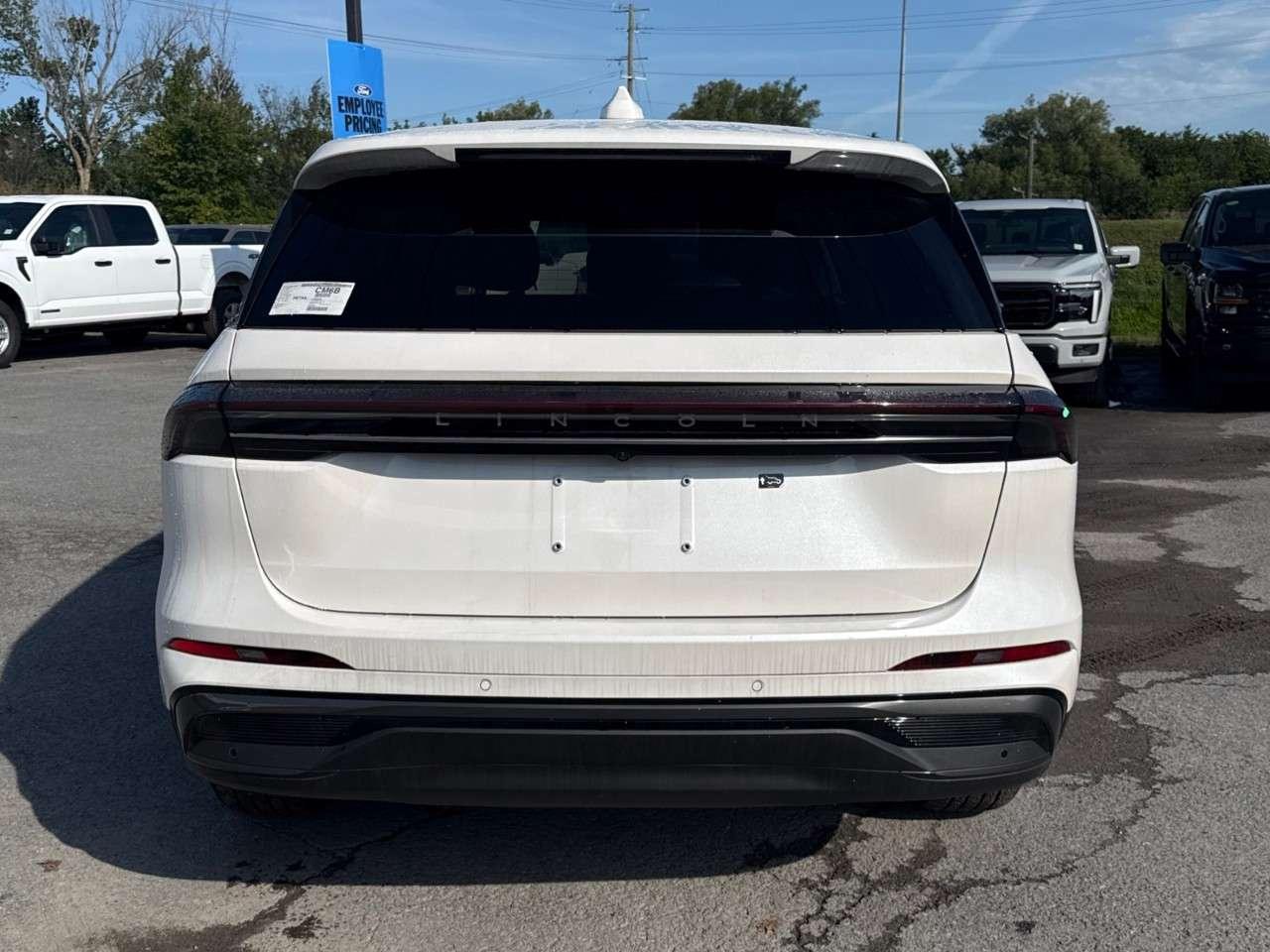 2026 Lincoln Nautilus Premiere AWD Photo