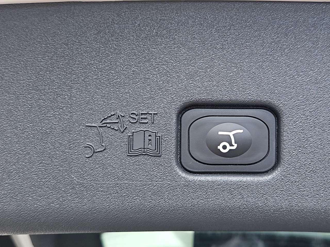 2026 Lincoln Nautilus Premiere AWD Photo