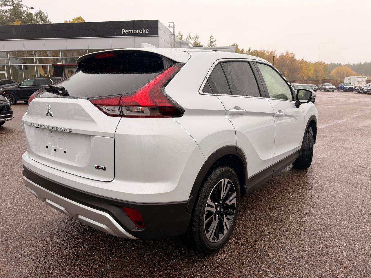 2026 Mitsubishi Eclipse Cross SE 4dr S-AWC Photo