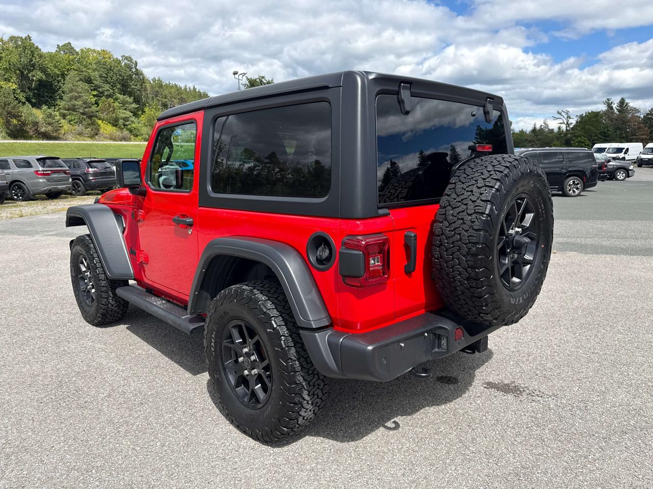 2024 Jeep Wrangler Willys - htd seats/wheel - hard top Photo