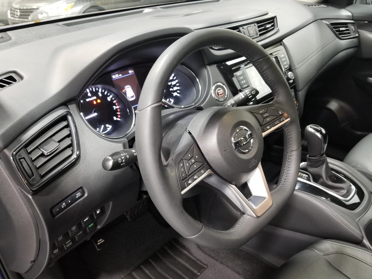 2018 Nissan Rogue SL 4dr All-wheel Drive Photo