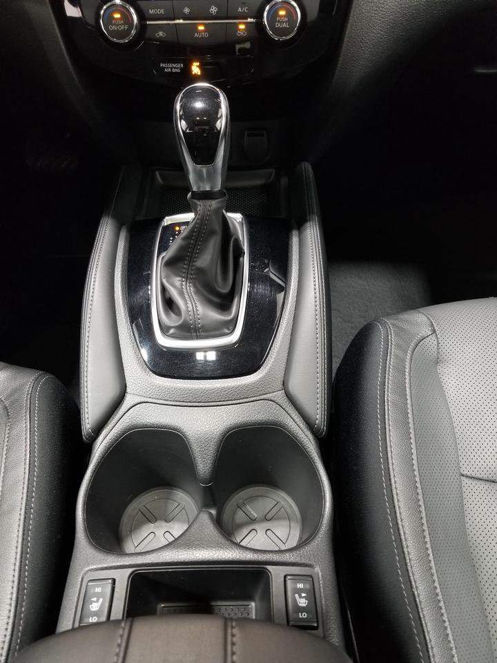 2018 Nissan Rogue SL 4dr All-wheel Drive Photo