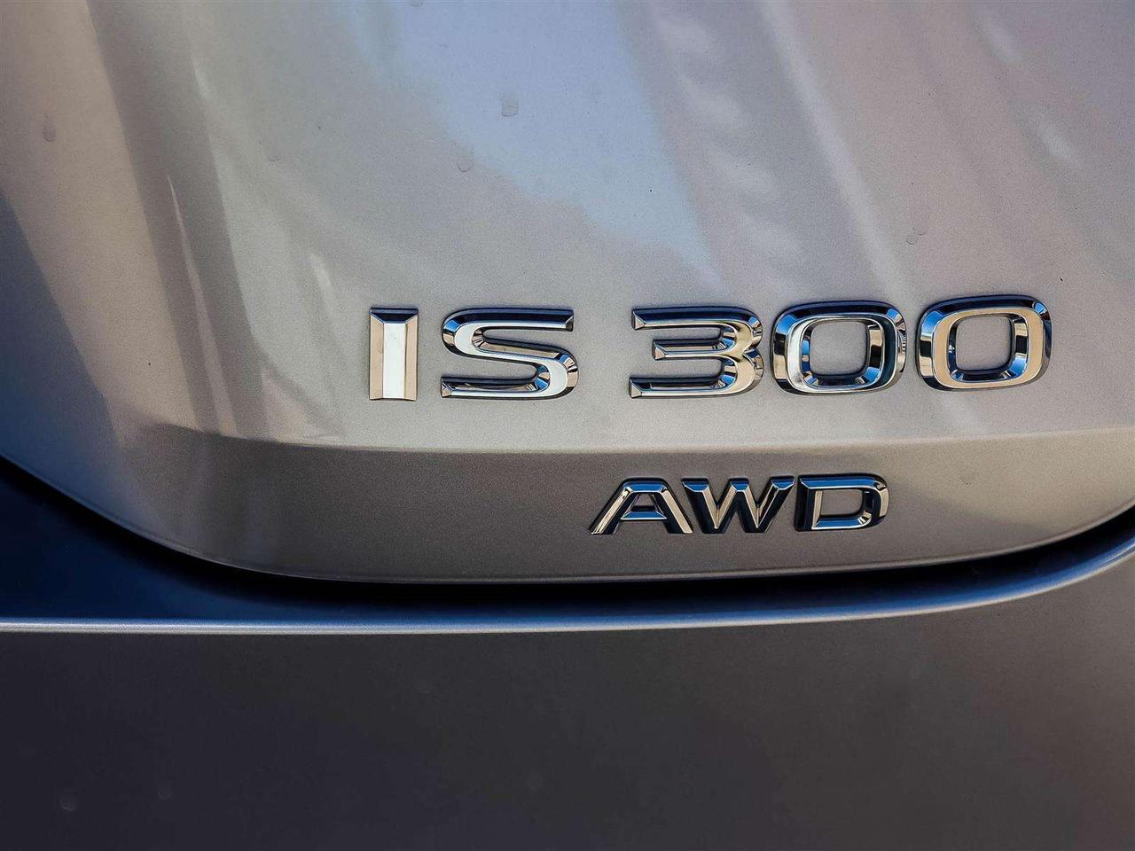 2025 Lexus IS IS 300 AWD 3.5L V6 ADAPTIVE CRUISE POWER SEATS Photo