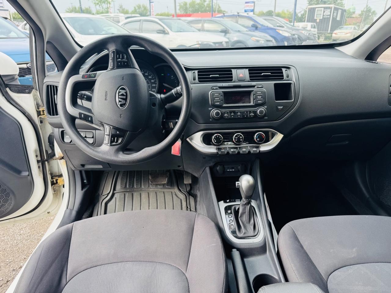 2013 Kia Rio LX Photo