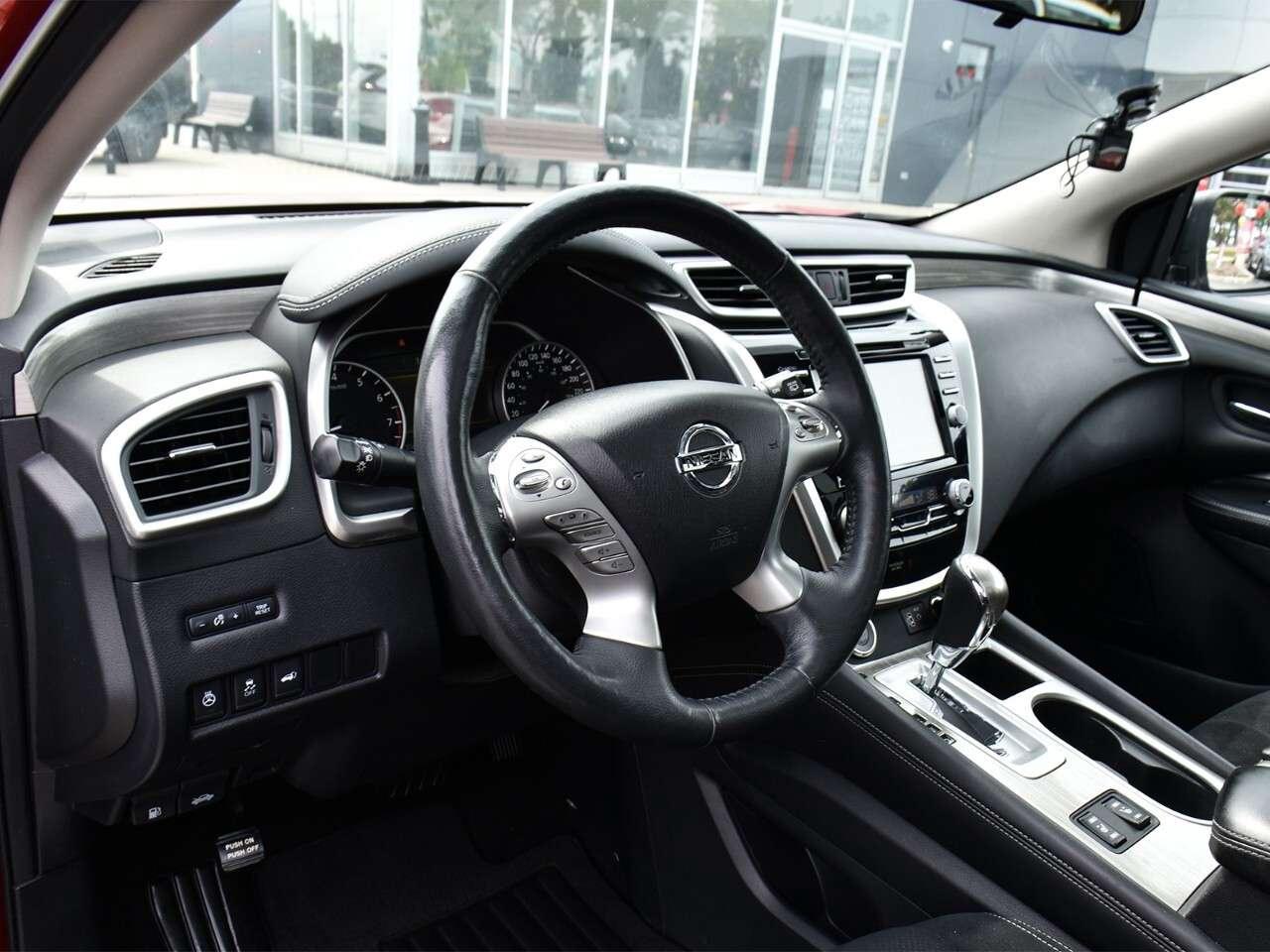 2018 Nissan Murano APPLE CARPLAY, HEATED SEATS, REAR VIEW MONITOR Photo