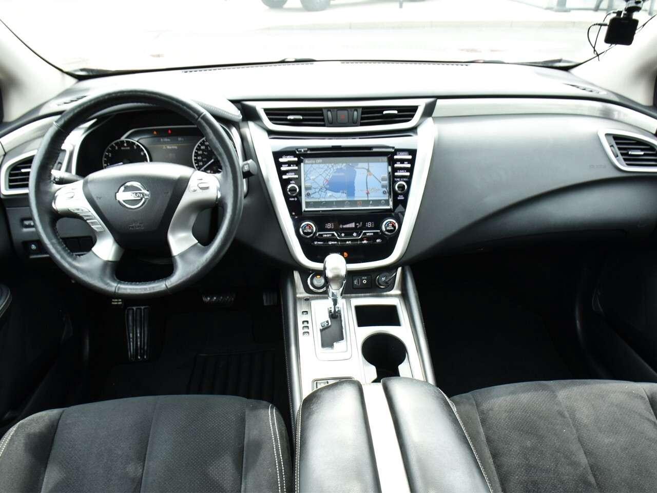 2018 Nissan Murano APPLE CARPLAY, HEATED SEATS, REAR VIEW MONITOR Photo