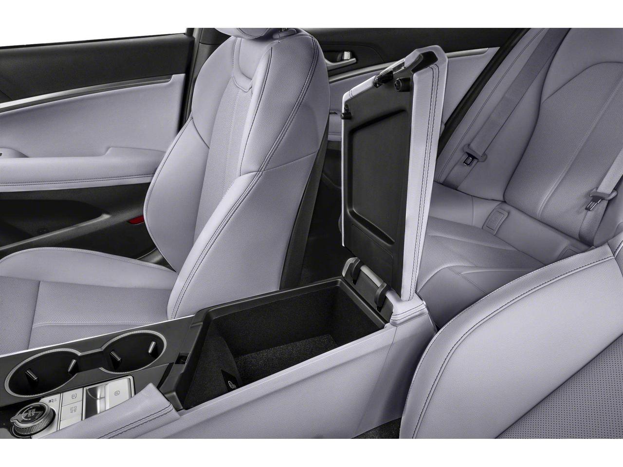 2024 Genesis G70 2.5T ADVANCED   CLEAN CARFAX Photo