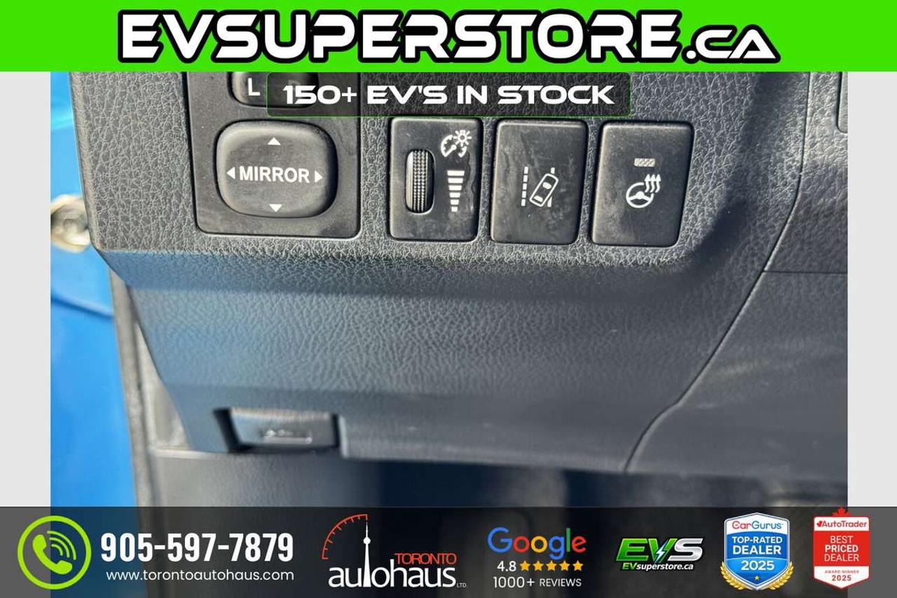 2018 Toyota RAV4 Limited/ONE OWNER/NO ACCIDENTS Photo