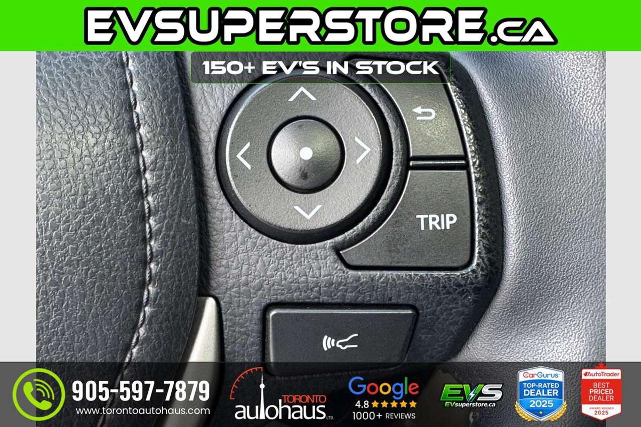 2018 Toyota RAV4 Limited/ONE OWNER/NO ACCIDENTS Photo