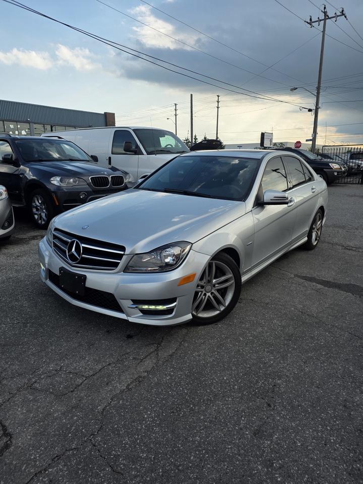 2014 Mercedes-Benz C-Class C300 Photo