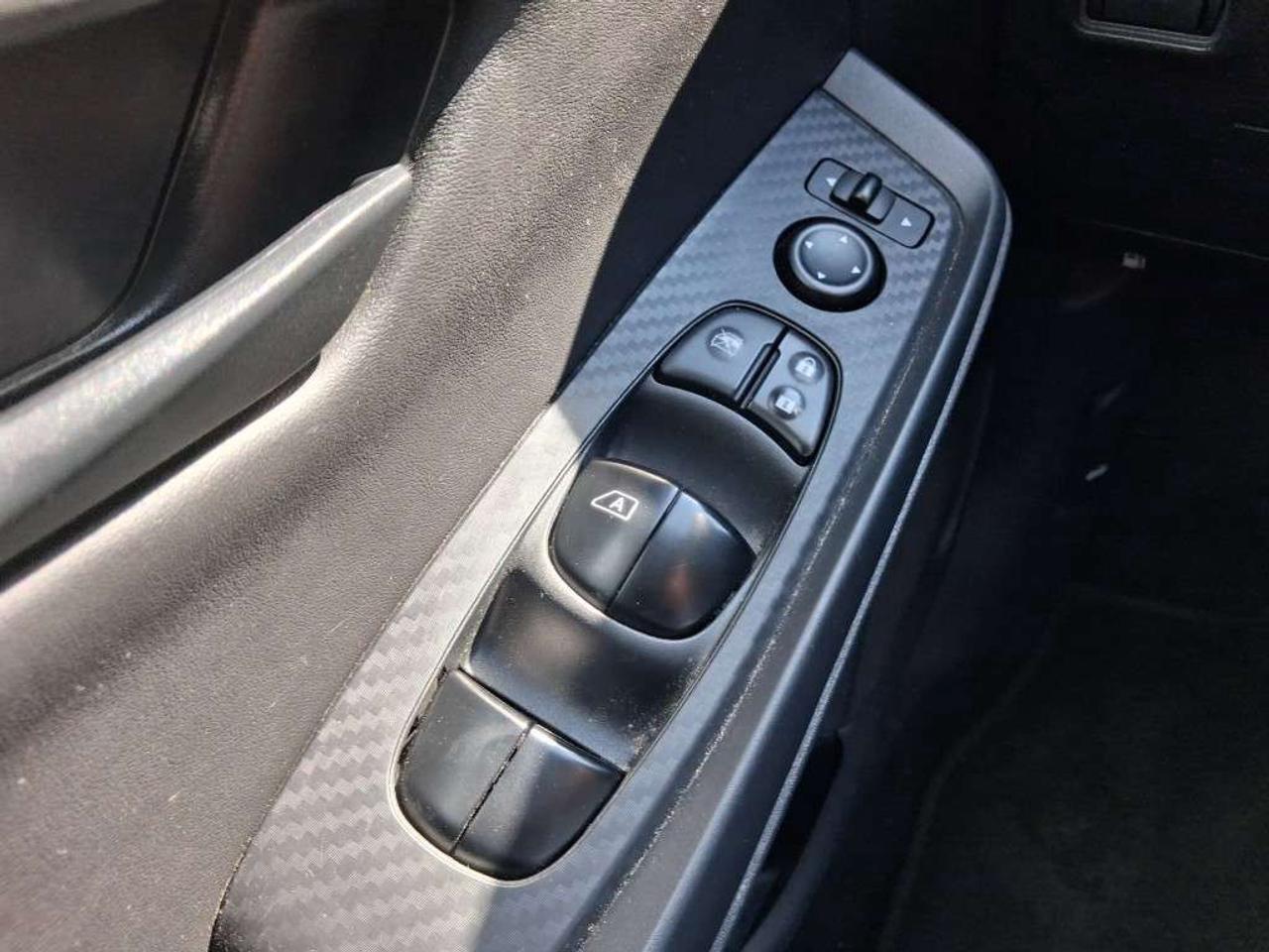 2024 Nissan Sentra SV CVT Photo