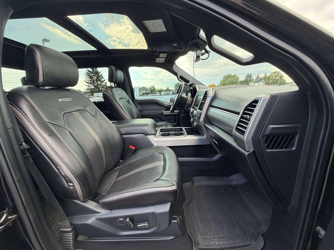2021 Ford F-250 Platinum Photo