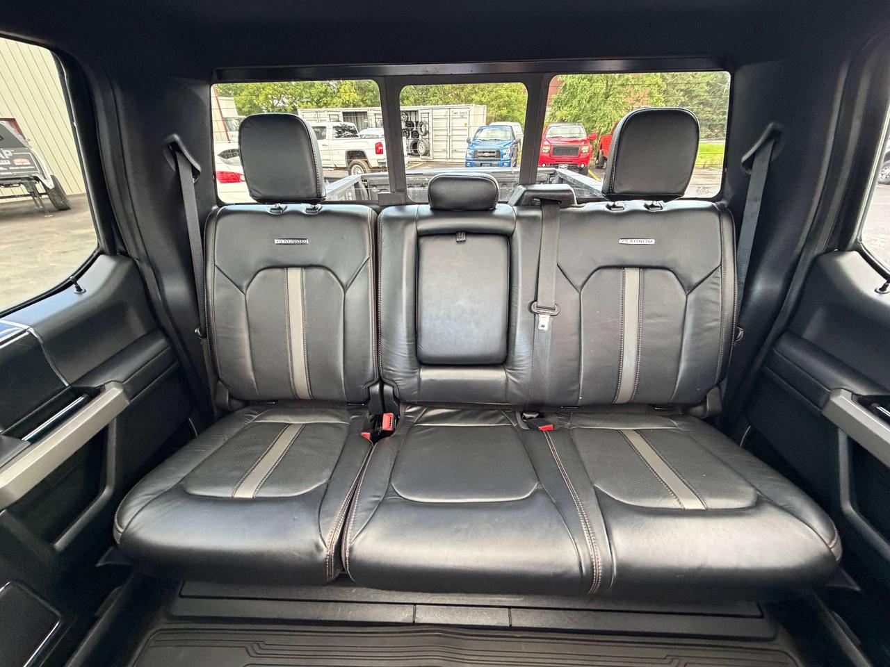 2021 Ford F-250 Platinum Photo