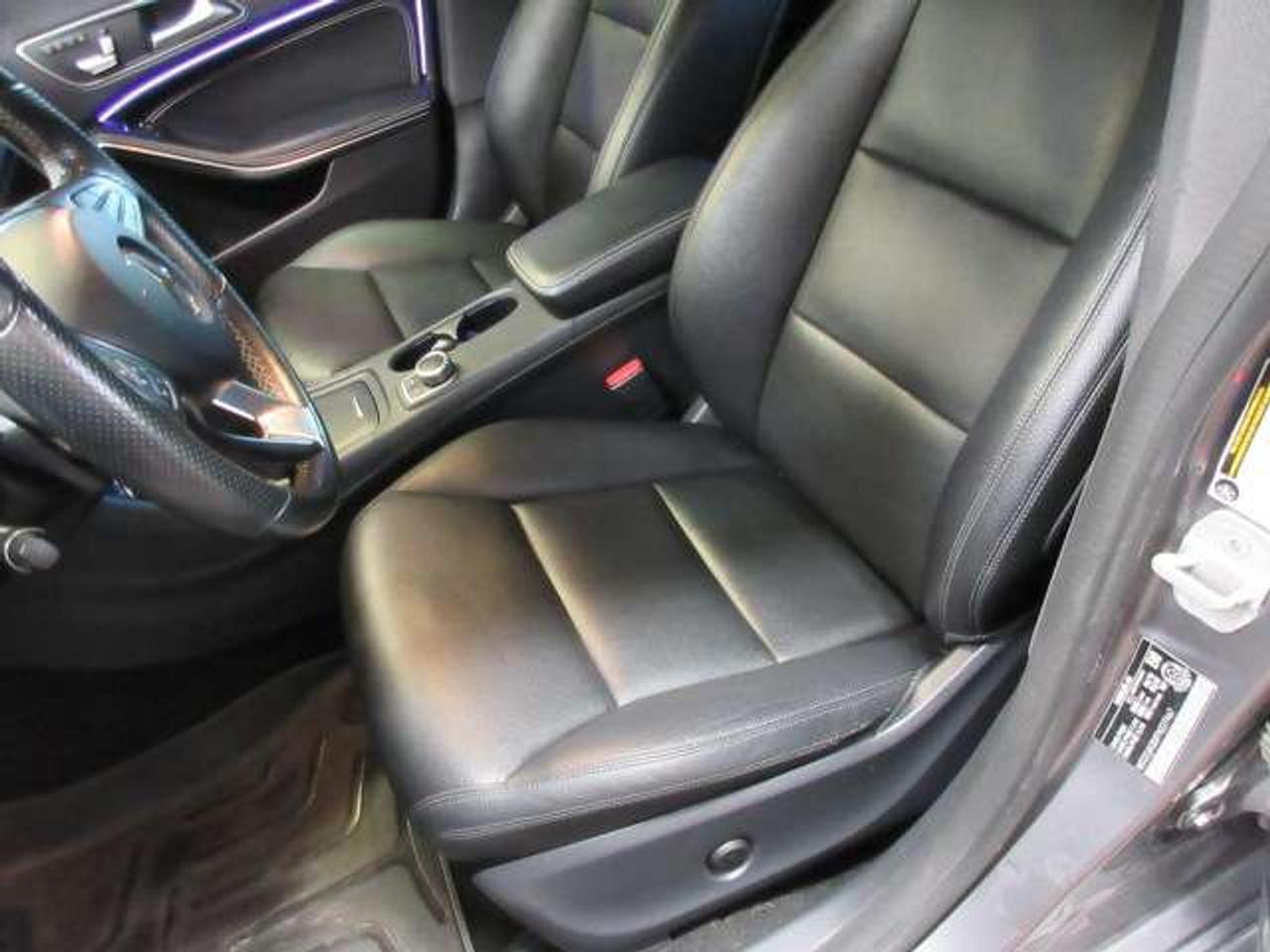 2015 Mercedes-Benz CLA 4MATIC, AMG PACKAGE, APPLE/ANDROID, MINT! 184K! Photo