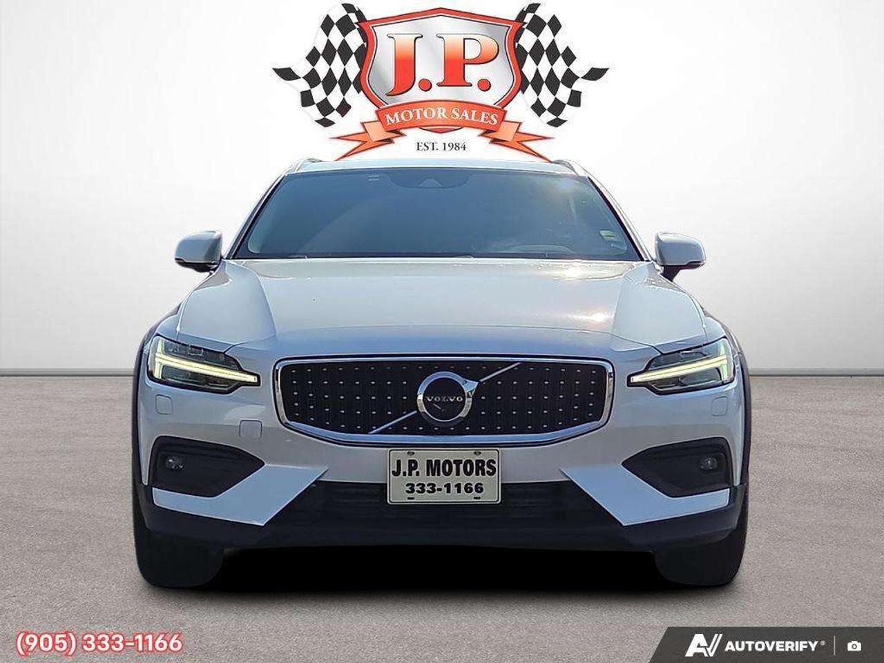 2020 Volvo V60 Cross Country T5 Apple CarPlay & Android Auto • Power Sunroof • Built-In Wi-Fi Hotspot • Heated Front Seats • Power Driver Seat • Lane Photo5