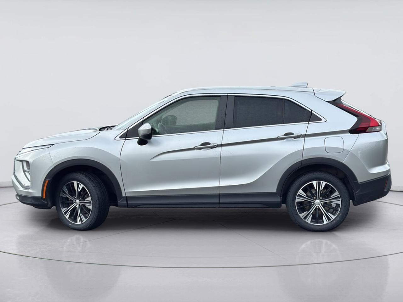 2022 Mitsubishi Eclipse Cross ES CROSS Photo