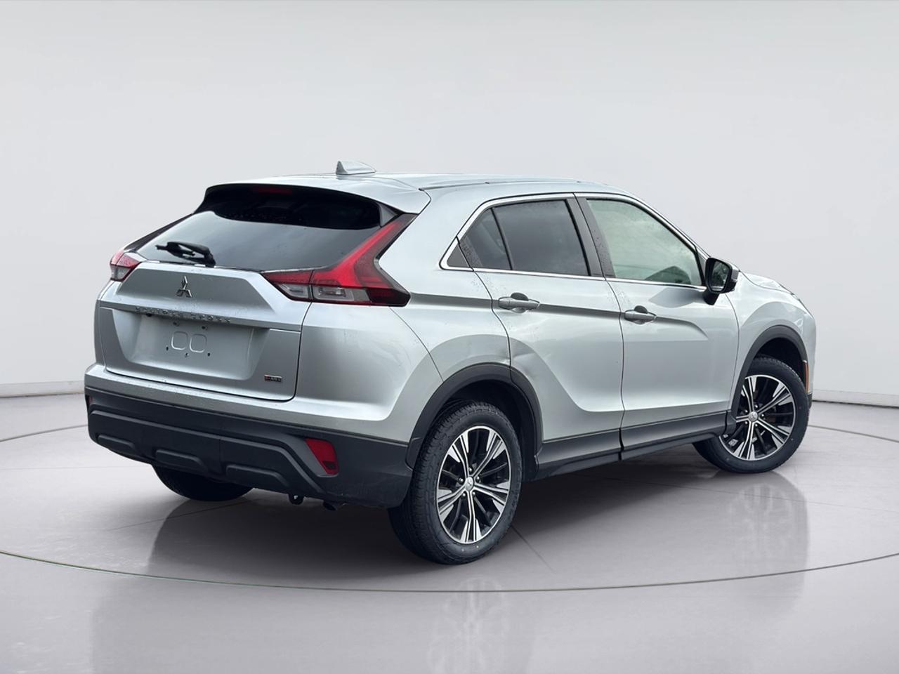 2022 Mitsubishi Eclipse Cross ES CROSS Photo
