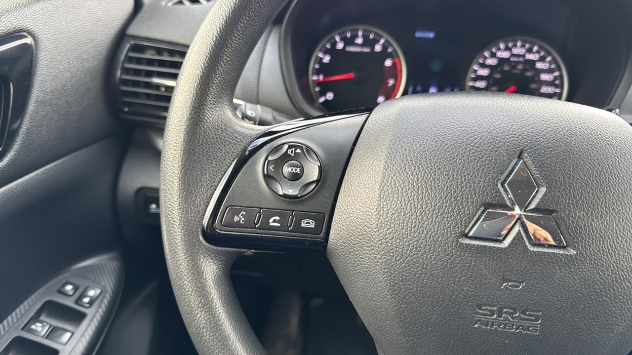2022 Mitsubishi Eclipse Cross ES CROSS Photo