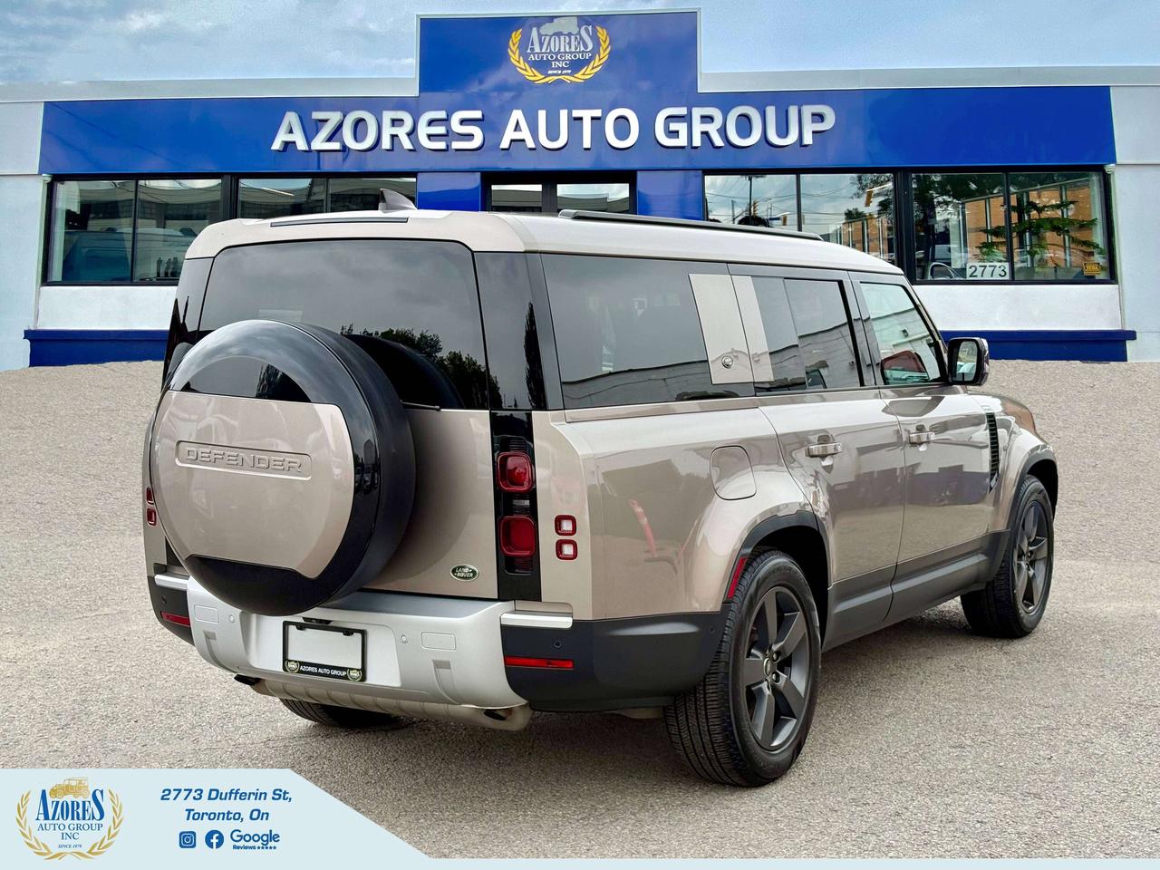 2023 Land Rover Defender Rare 8Seater 130 FullyLoaded CleanCarfax Certified Photo3