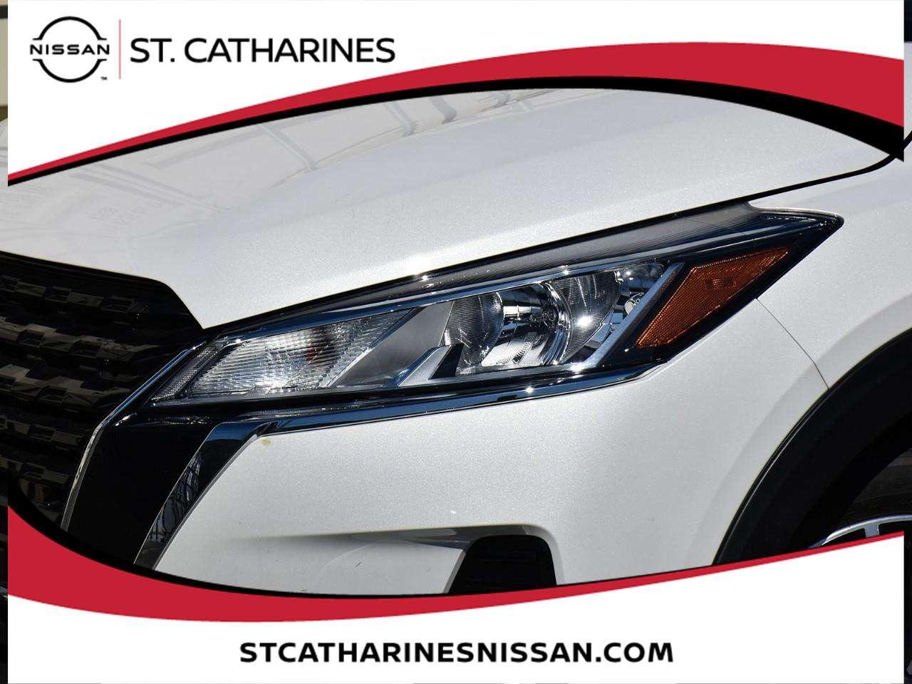 2024 Nissan Kicks SV Photo
