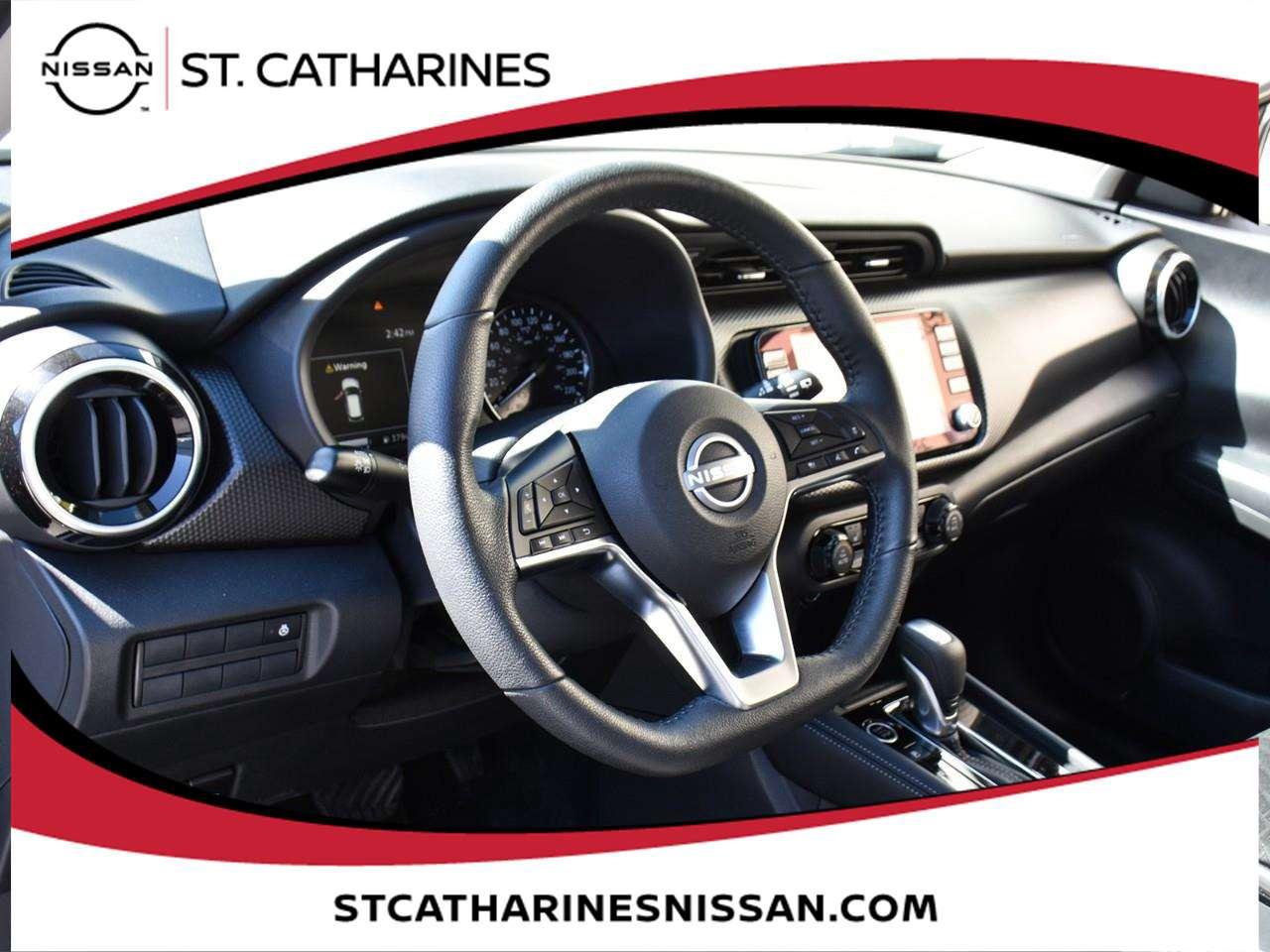 2024 Nissan Kicks SV Photo