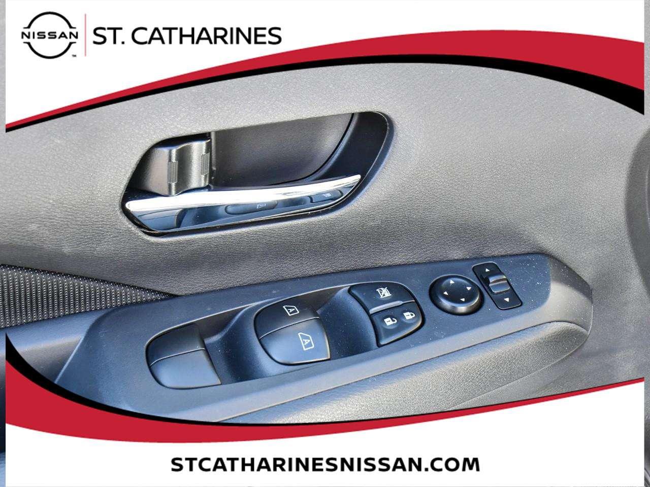 2024 Nissan Kicks SV Photo