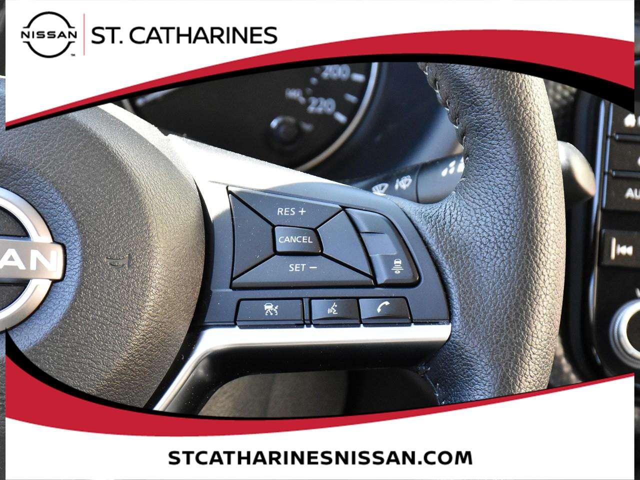 2024 Nissan Kicks SV Photo