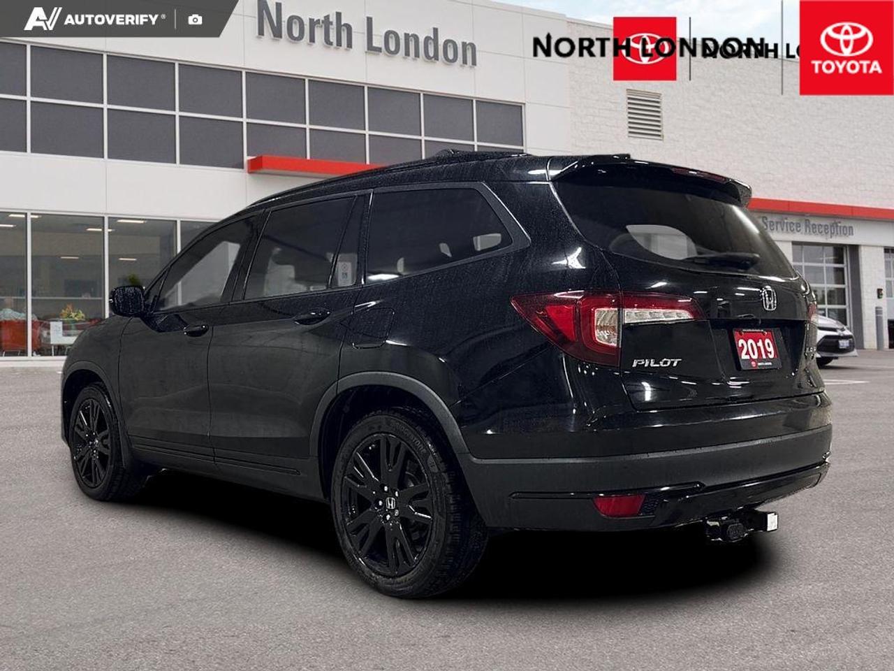 2019 Honda Pilot Black Edition (A9) 4dr All-Wheel Drive Photo3