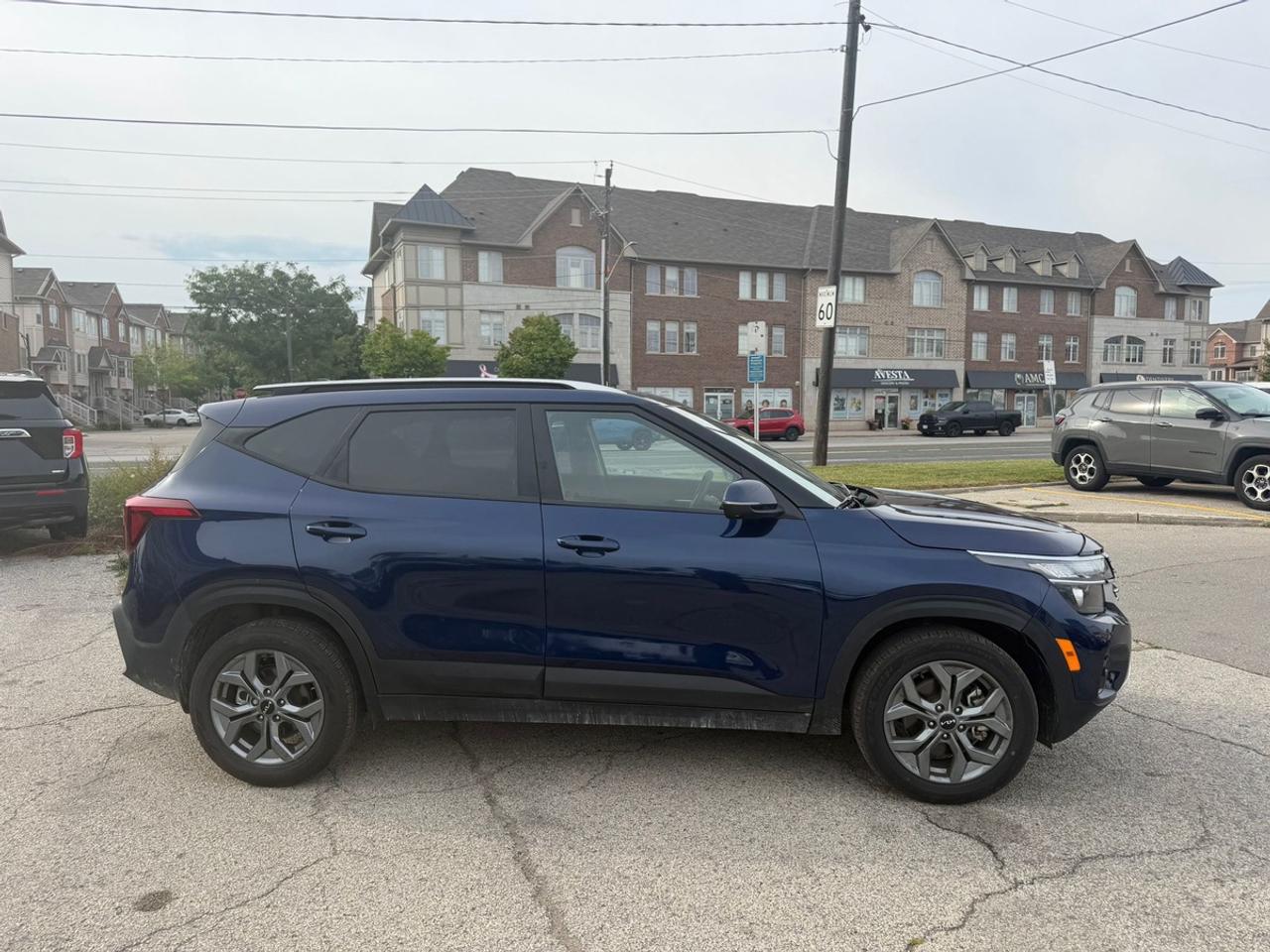 2025 Kia Seltos LX Photo