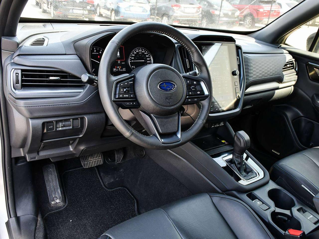 2025 Subaru Forester LIMITED   1OWNER   CLEAN CARFAX   HITCH   CAM   BT Photo