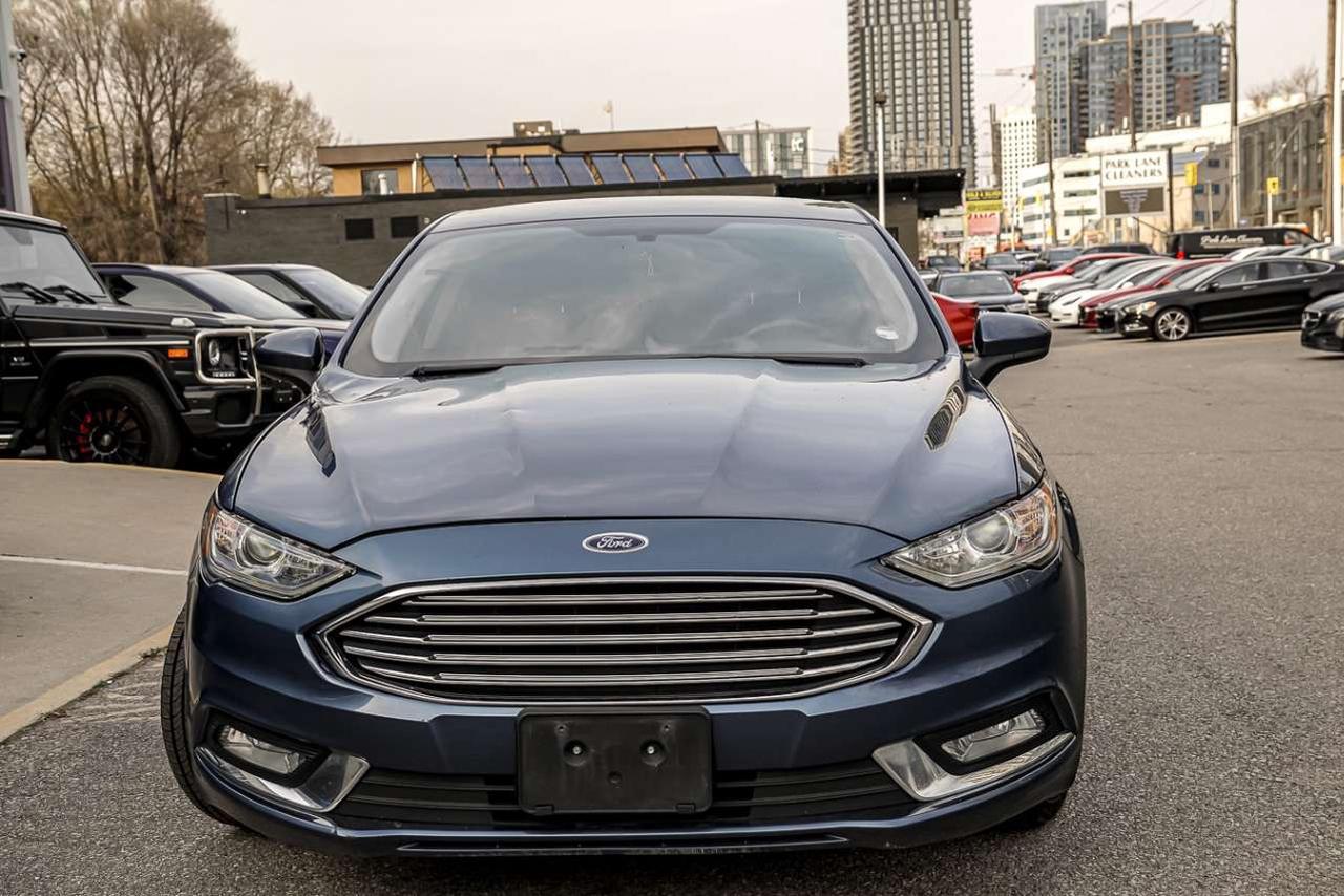 2018 Ford Fusion SE FWD Photo5