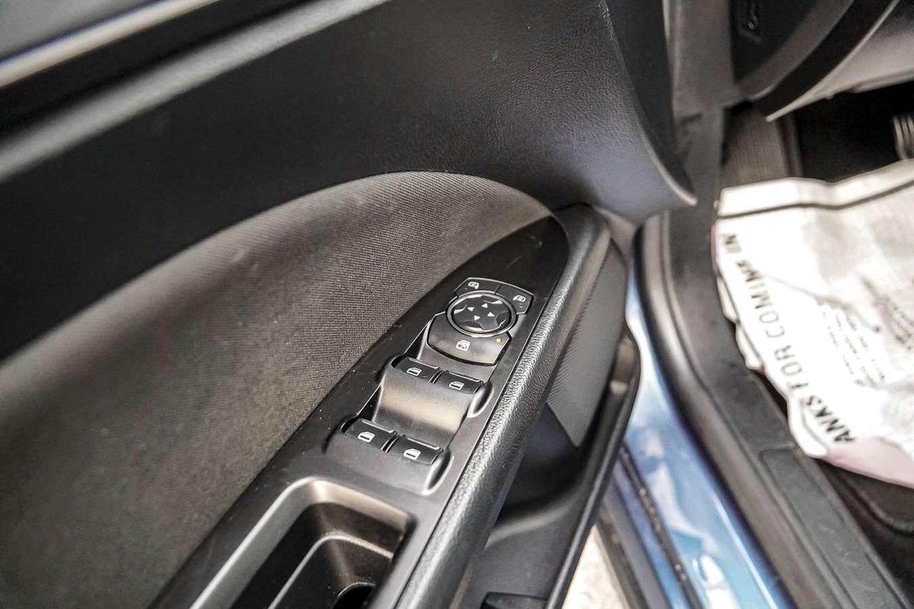 2018 Ford Fusion SE FWD Photo