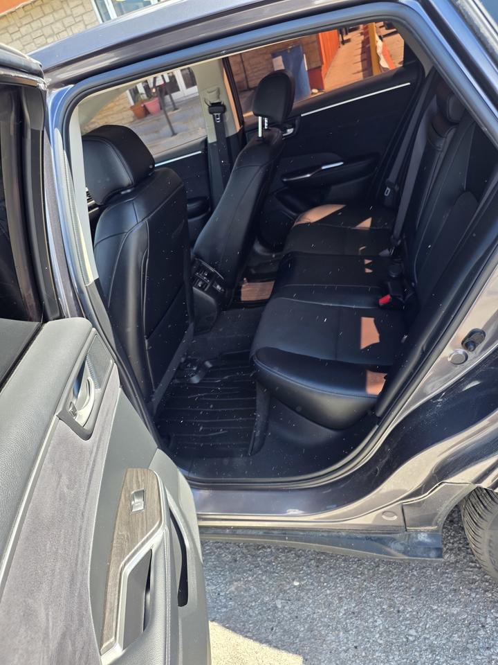 2018 Honda Clarity Touring Photo