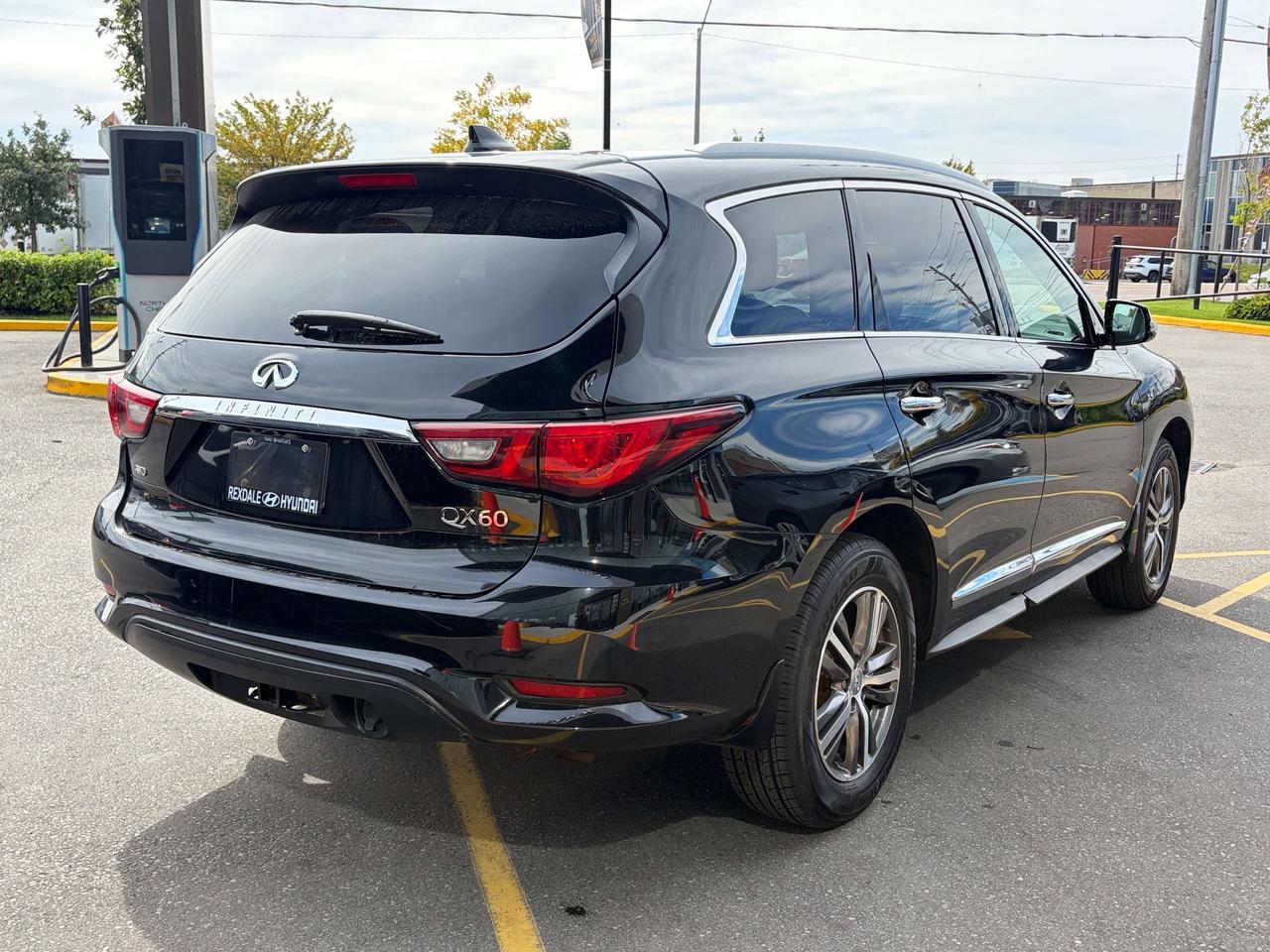 2020 Infiniti QX60 PURE AWD Photo