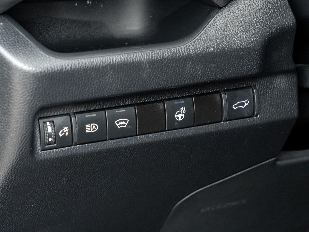2024 Toyota RAV4 XLE 4dr All-wheel Drive Photo