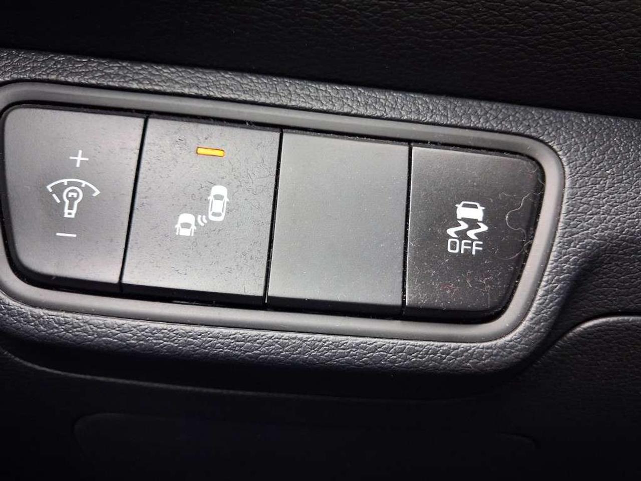 2024 Kia Forte EX IVT Photo