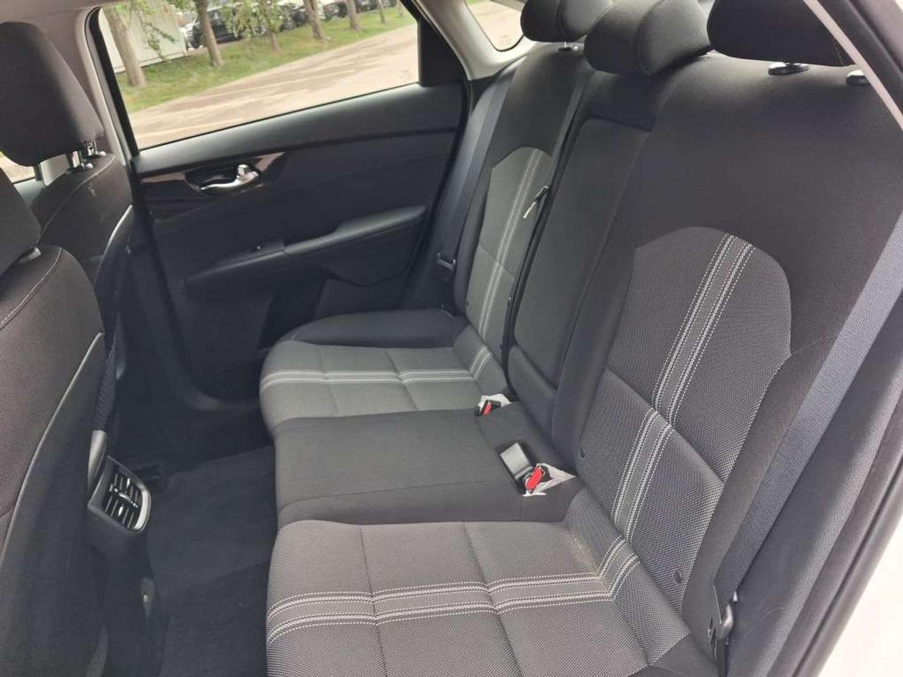2024 Kia Forte EX IVT Photo