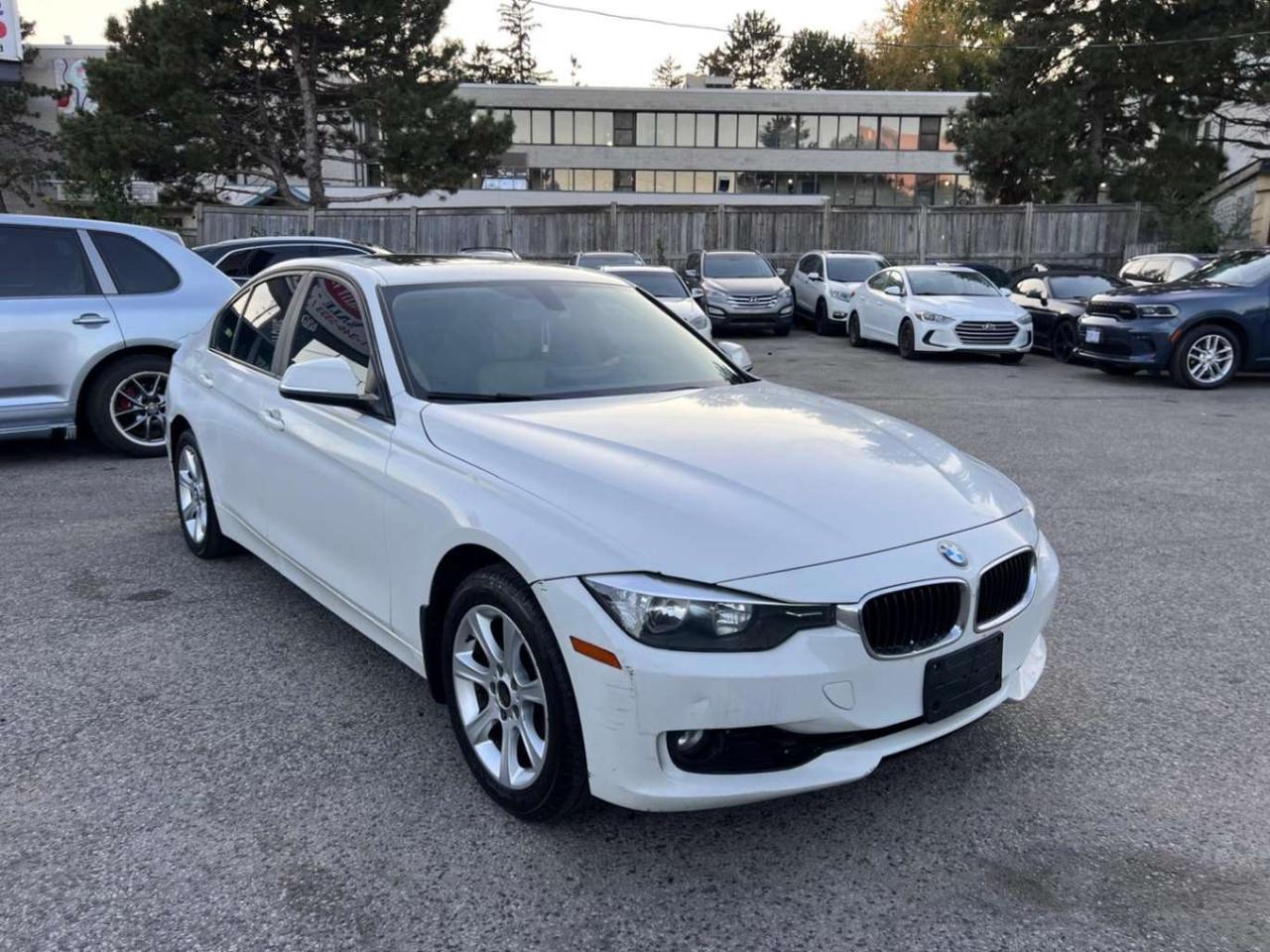 2013 BMW 3 Series 4dr Sdn 328i xDrive AWD Photo