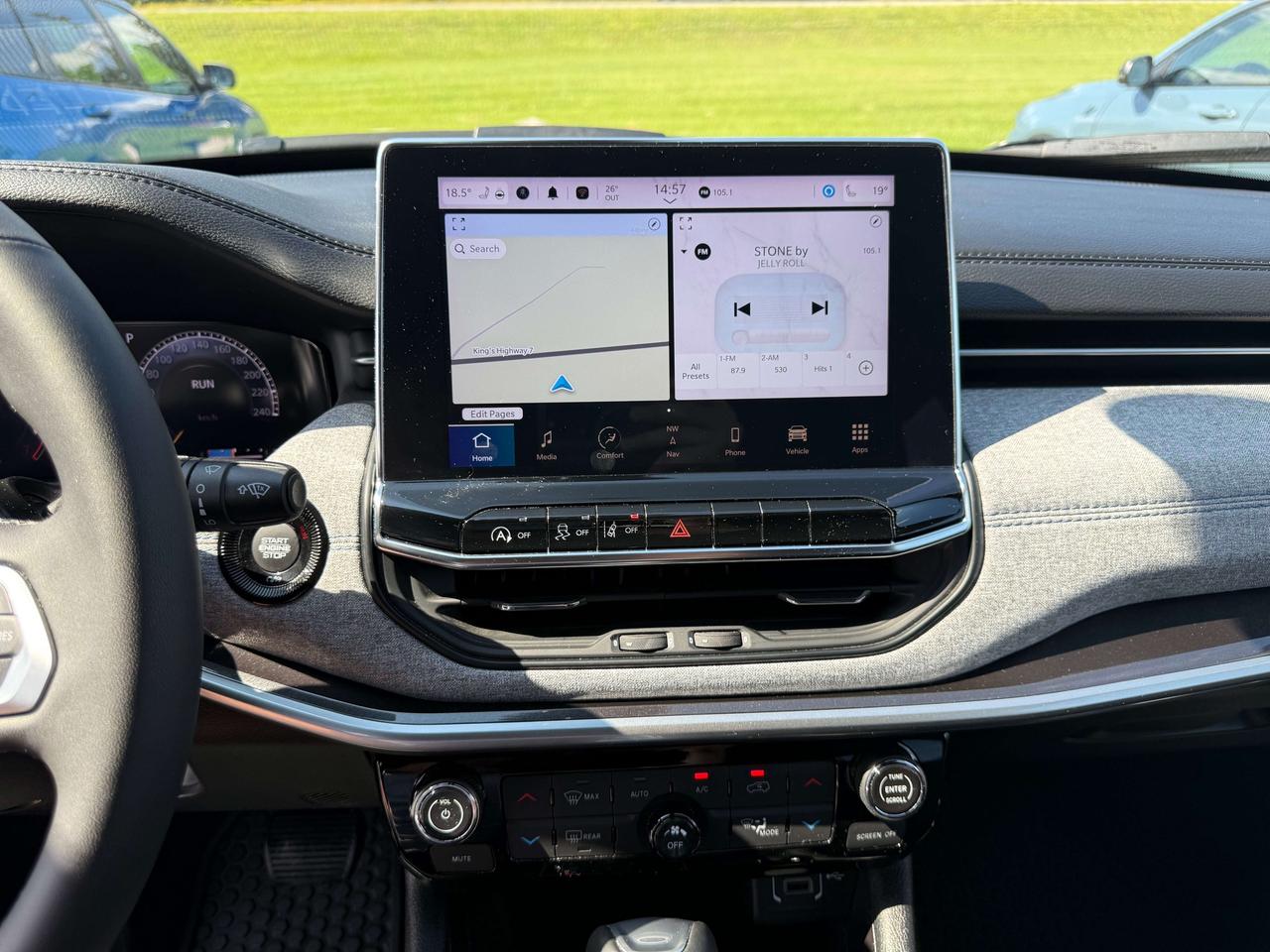 2024 Jeep Compass North - htd seats - remote start Photo
