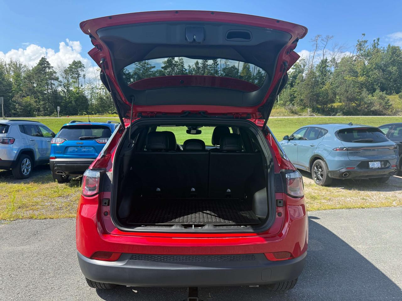 2024 Jeep Compass North - htd seats - remote start Photo