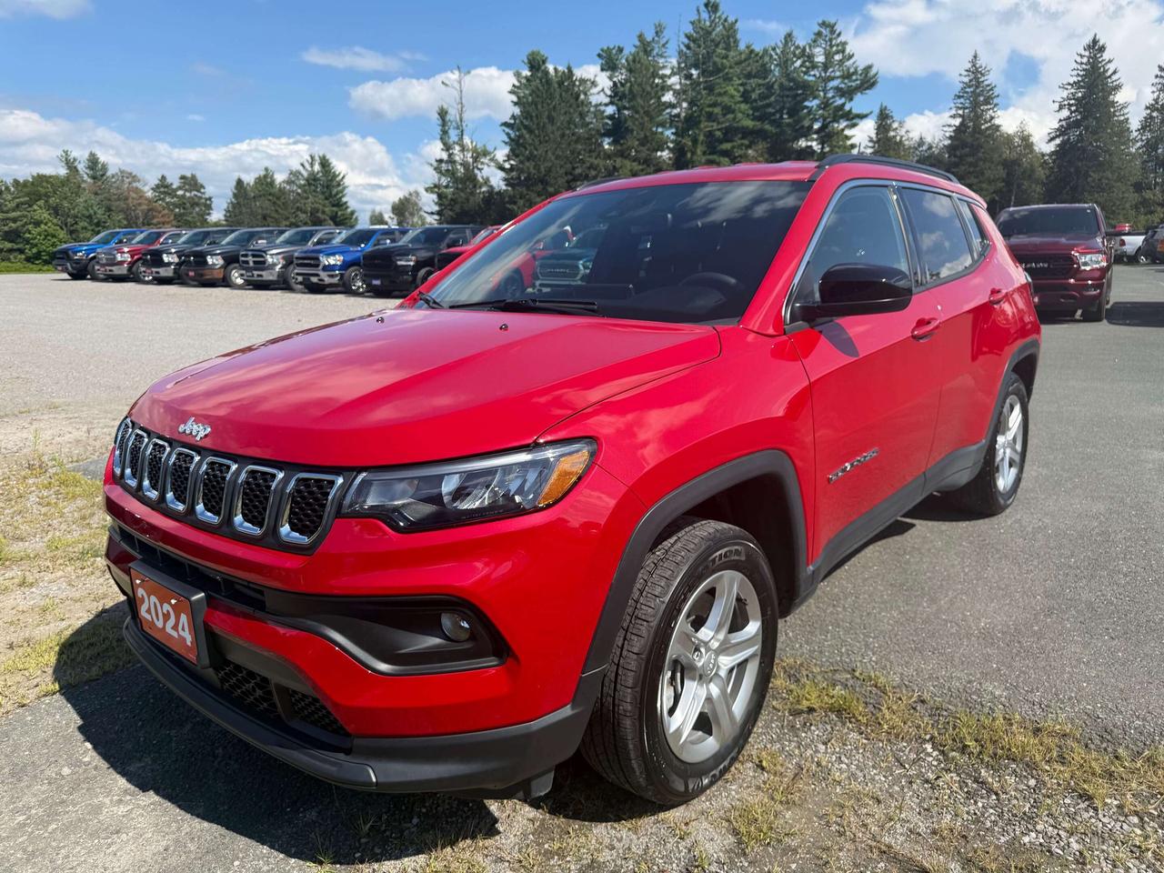2024 Jeep Compass North - htd seats - remote start Photo