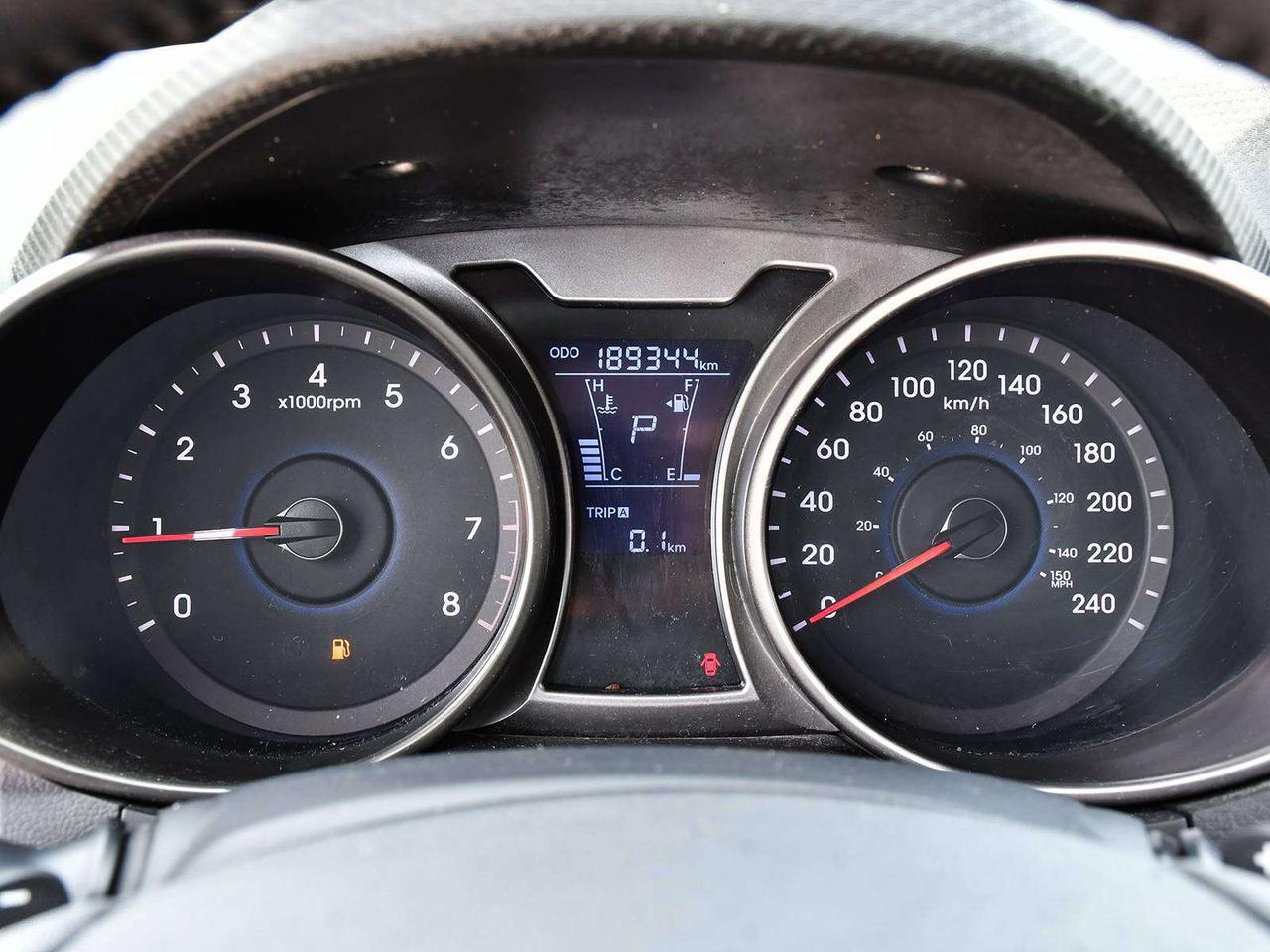 2012 Hyundai Veloster TECH   1OWNER   AUTO   CRUISE   ALLOY   NAV   ASIS Photo