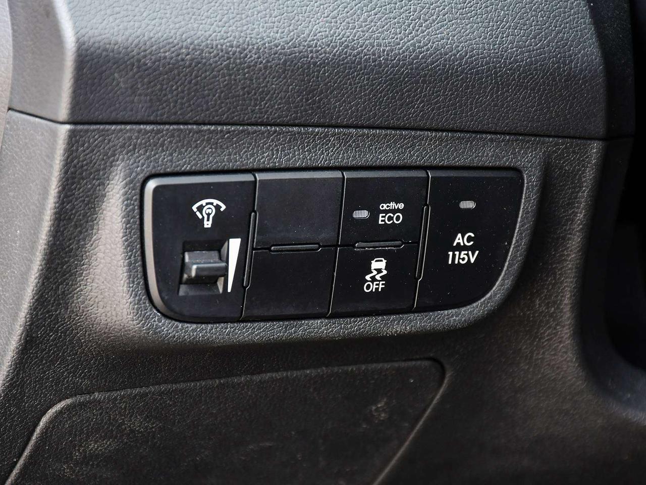 2012 Hyundai Veloster TECH   1OWNER   AUTO   CRUISE   ALLOY   NAV   ASIS Photo