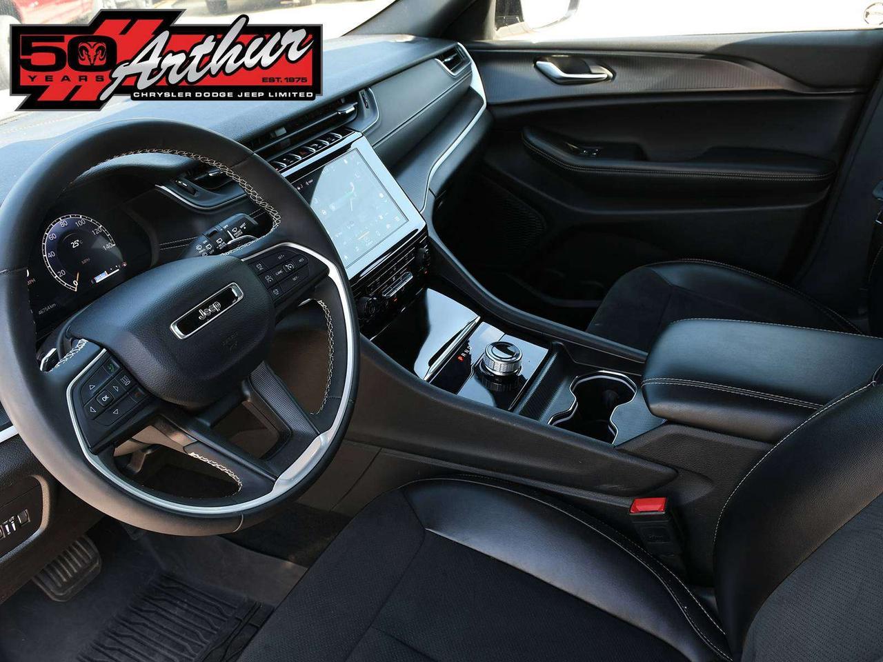 2024 Jeep Grand Cherokee ALTITUDE 4X4 Photo