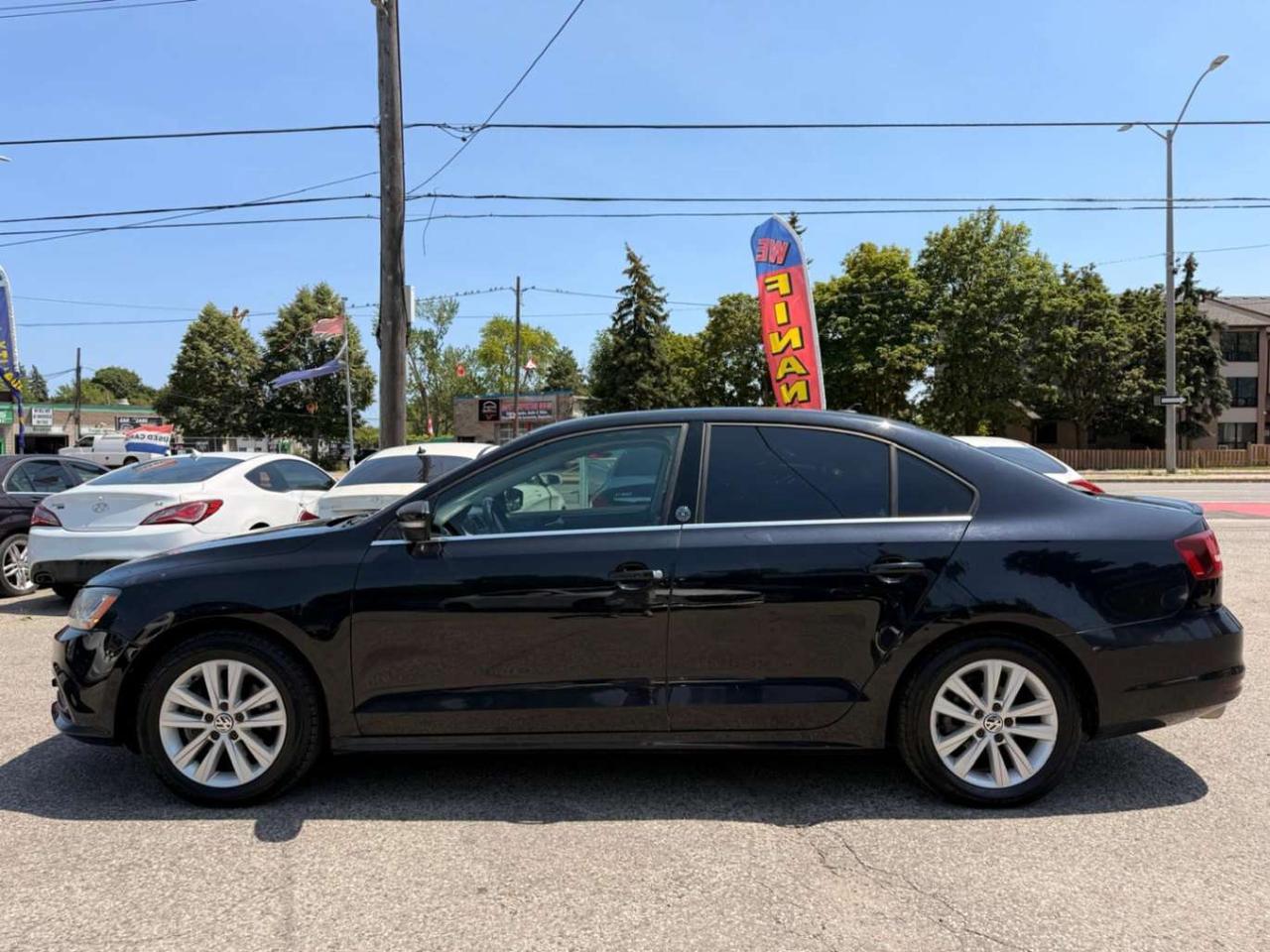 2017 Volkswagen Jetta Wolfsburg Edition Photo2